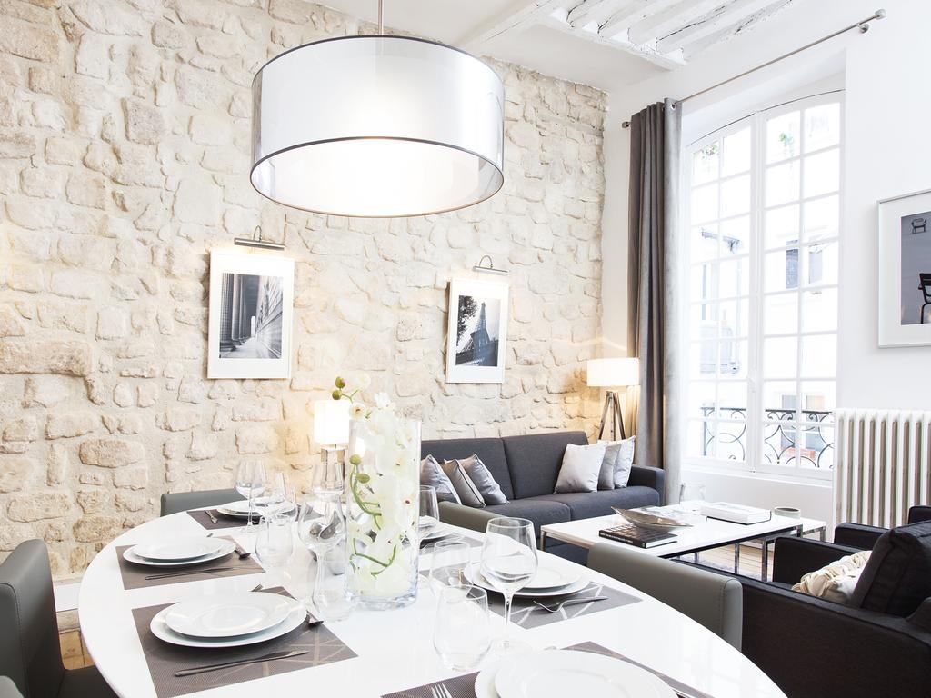 Livinparis - Luxury 2 Bedrooms Le Marais I Rum bild