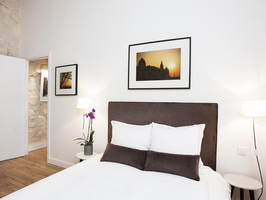 Livinparis - Luxury 2 Bedrooms Le Marais I Rum bild